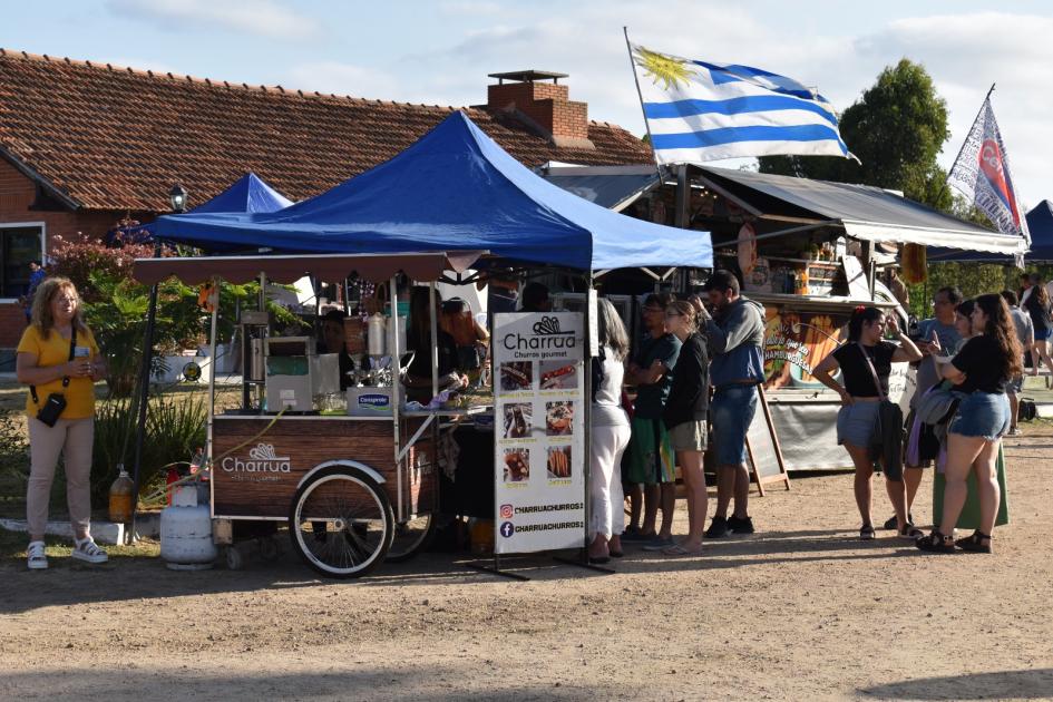 Feria de emprendedores en Parque Policial