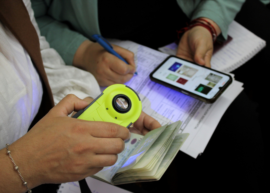 Funcionarios de Migración se formaron en verificación operativa y técnica de documentos Funcionarios de Migración se formaron en verificación operativa y técnica de documentos