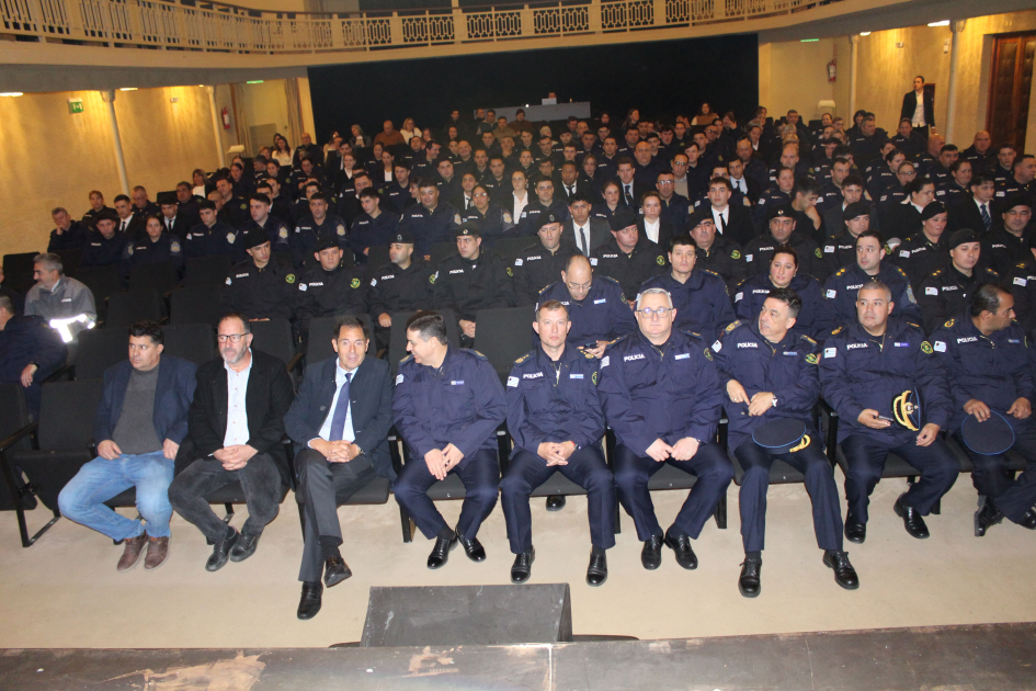 Acto Acto