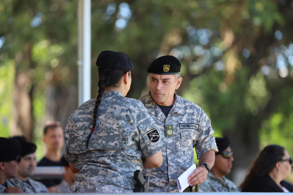 Directora Nacional y Comandante Camacho DNGR