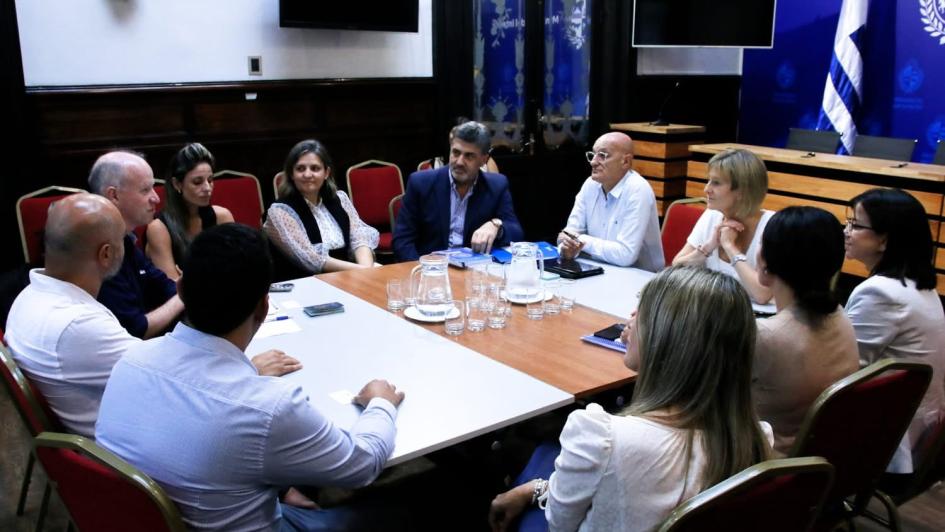 Reunión Comando DNIC con autoridades del MI 2