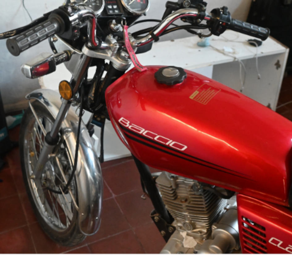 Moto incautada en Allanamiento realizado en Ciudad del Plata Moto incautada en Allanamiento realizado en Ciudad del Plata