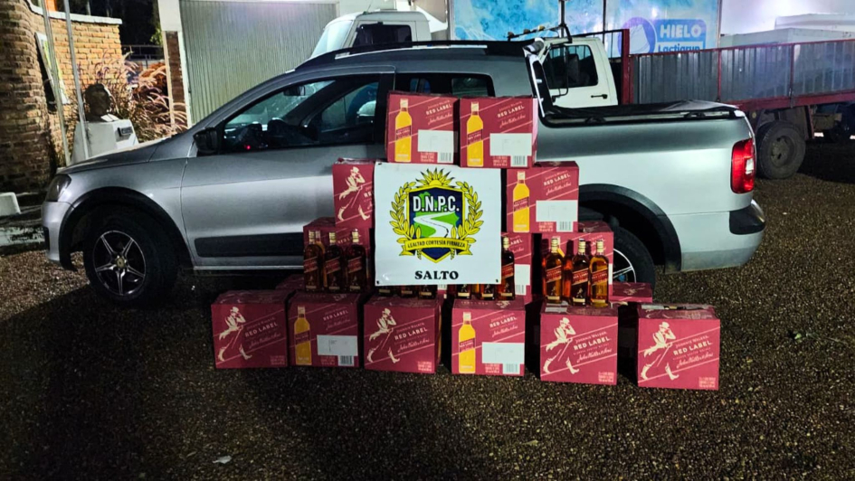 Inventario de mercadería en base de la Policía Caminera tras incautación.