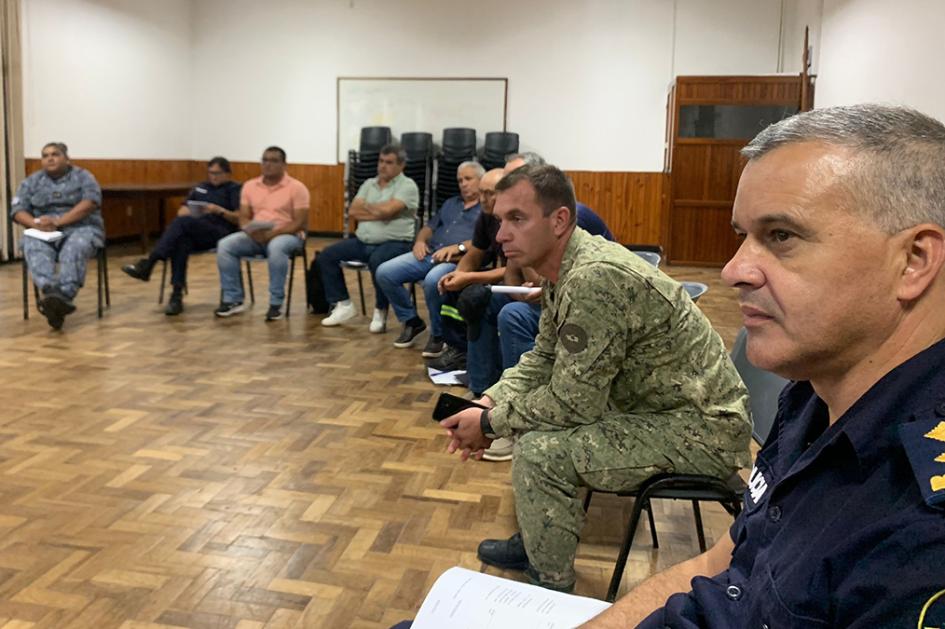 Integrantes de Jefatura de Policía y autoridades amigas en la reunión. Integrantes de Jefatura de Policía y autoridades amigas en la reunión.