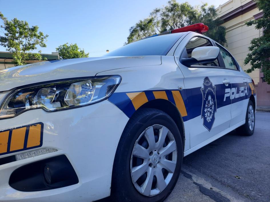 Móvil policial Móvil policial