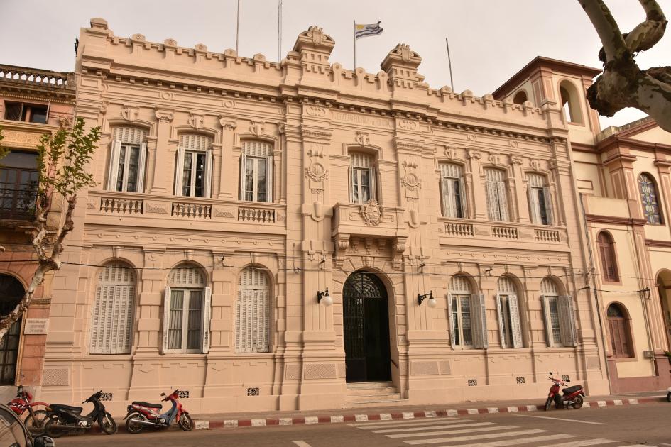 Charla sobre actualización y abordaje a temas vinculados al contrabando en zonas de frontera. Jefatura de Policia de Cerro Largo.