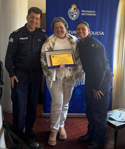 Jefe de Policía, Consul Argentina y encargada de Ayudnatía Jefe de Policía, Consul Argentina y encargada de Ayudnatía