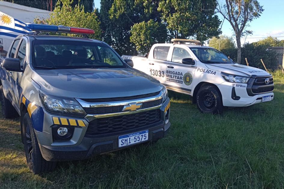 Móviles policiales. Móviles policiales.