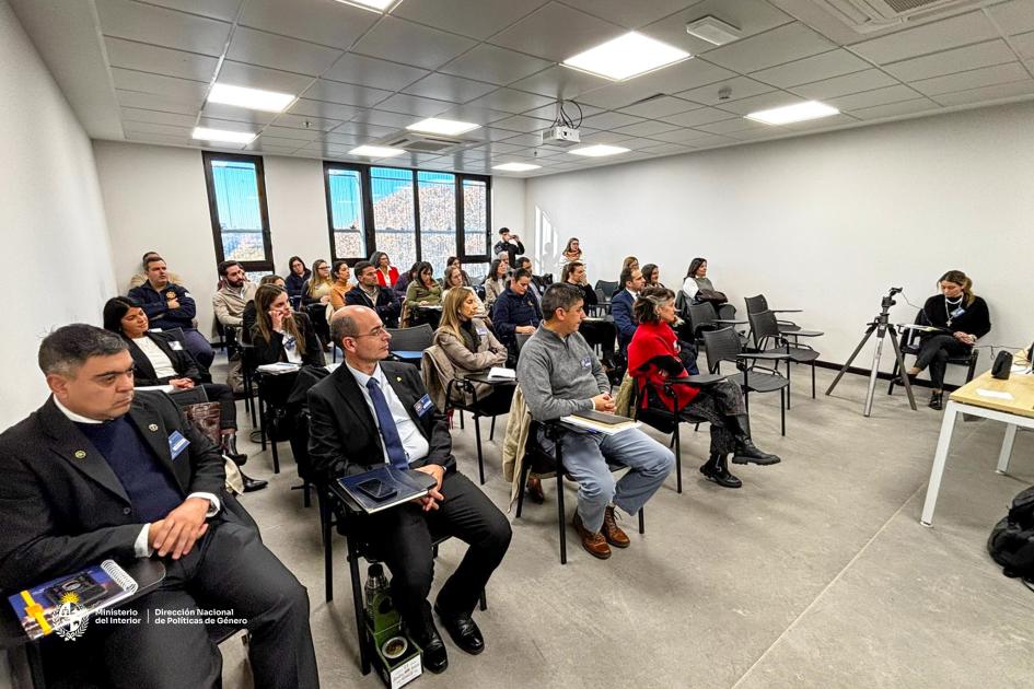 Capacitación sobre el Protocolo de Alerta de Búsqueda de NNA a través de META, Facebook e Instagram Capacitación sobre el Protocolo de Alerta de Búsqueda de NNA a través de META, Facebook e Instagram