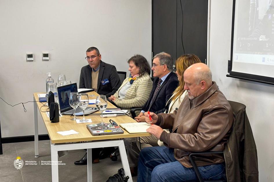 Capacitación sobre el Protocolo de Alerta de Búsqueda de NNA a través de META, Facebook e Instagram Capacitación sobre el Protocolo de Alerta de Búsqueda de NNA a través de META, Facebook e Instagram