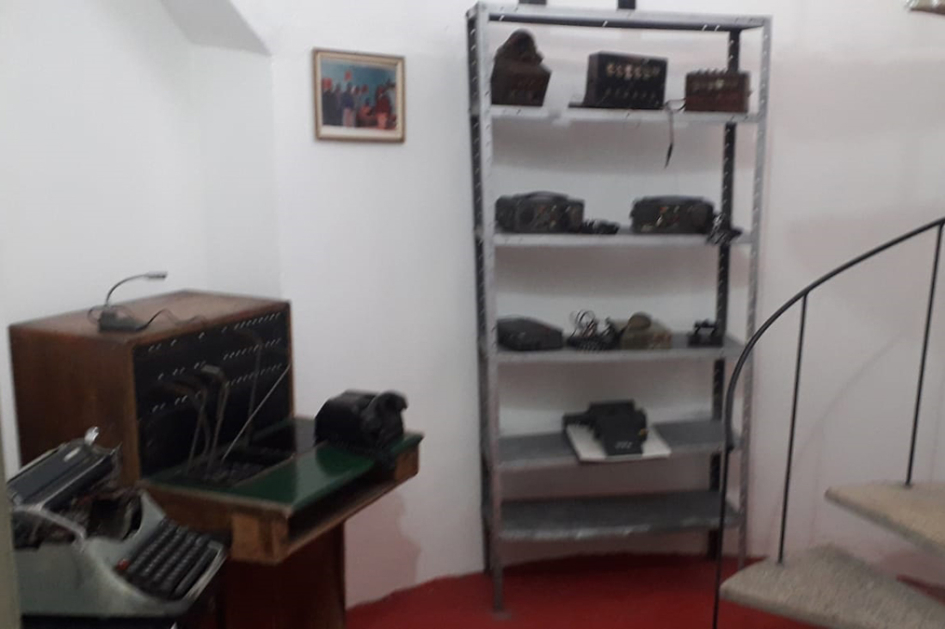 Mesa central de comunicaciones en el museo de Jefatura