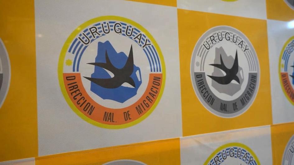 logo logo