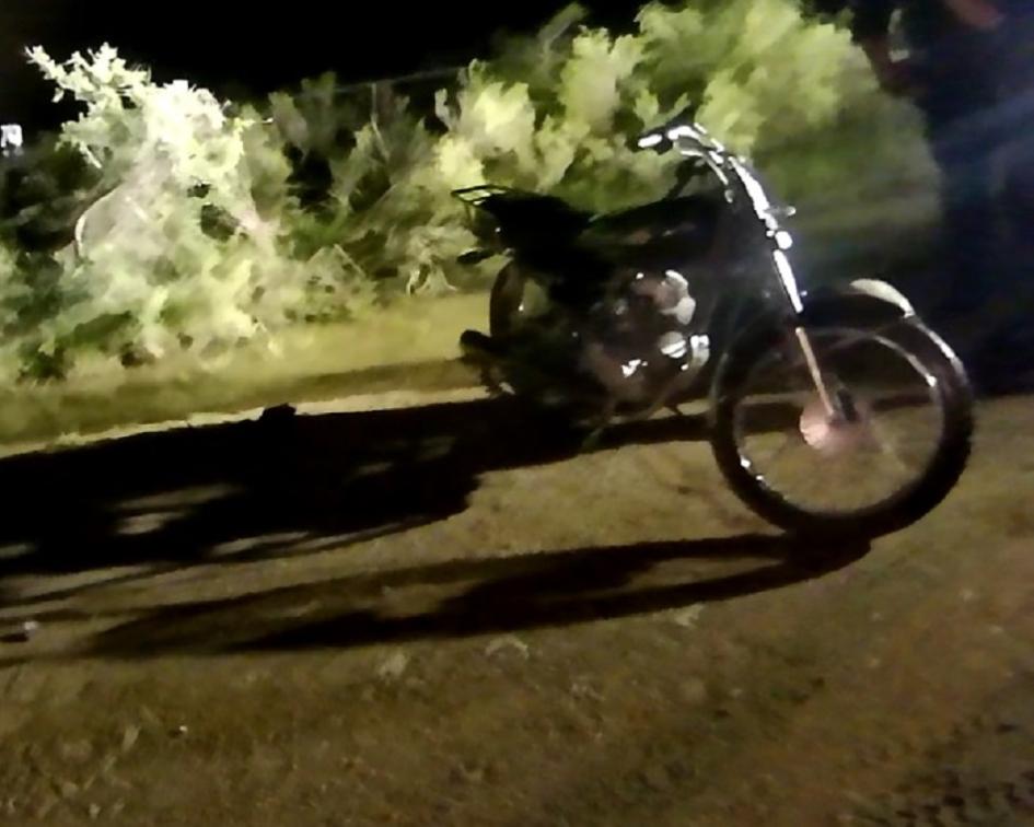 moto hurtada abandonada en fuga moto hurtada abandonada en fuga