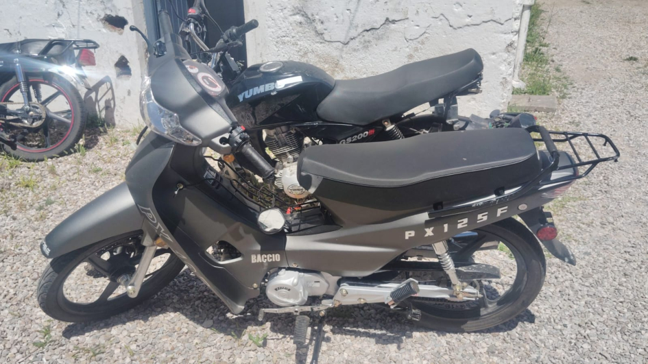 Moto incautada a detendidos por hurto de motos Moto incautada a detendidos por hurto de motos