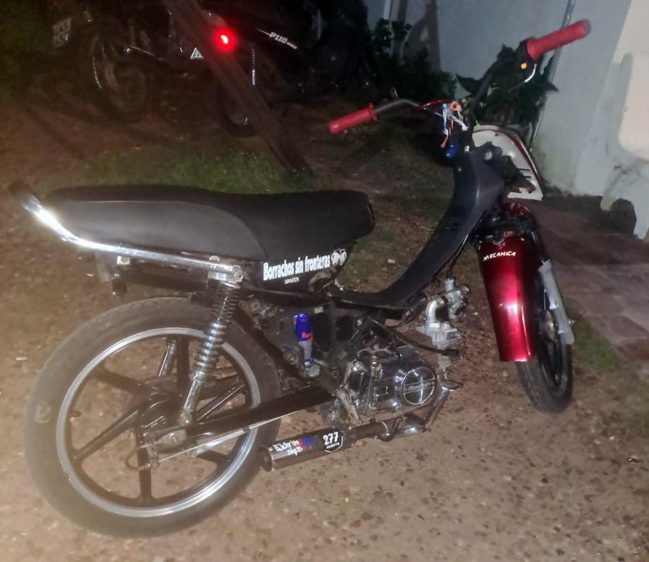 Motocicleta incautada. Motocicleta incautada.