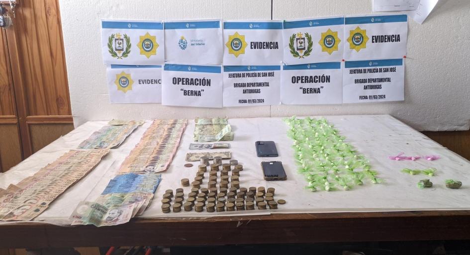 Efectos incautados en allanamiento. operación "BERNA" Efectos incautados en allanamiento. operación "BERNA"