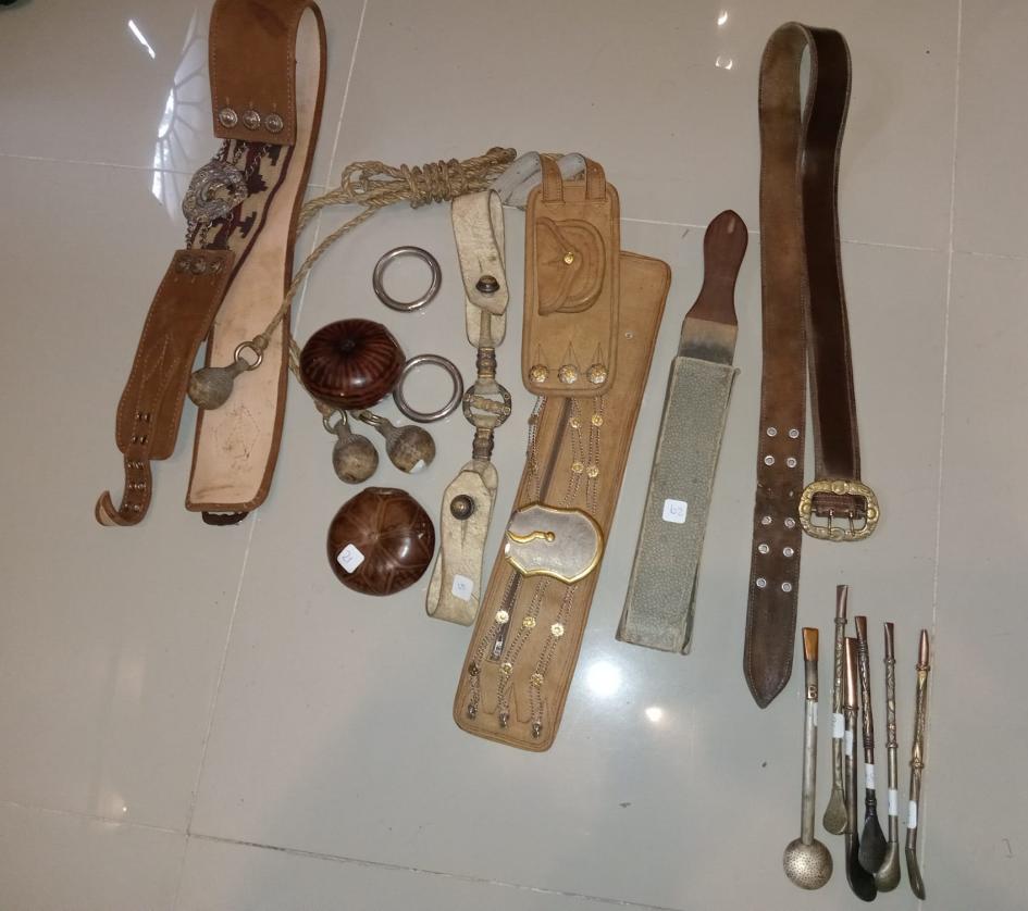 Objetos y artículos recuperados en Montevideo Objetos y artículos recuperados en Montevideo