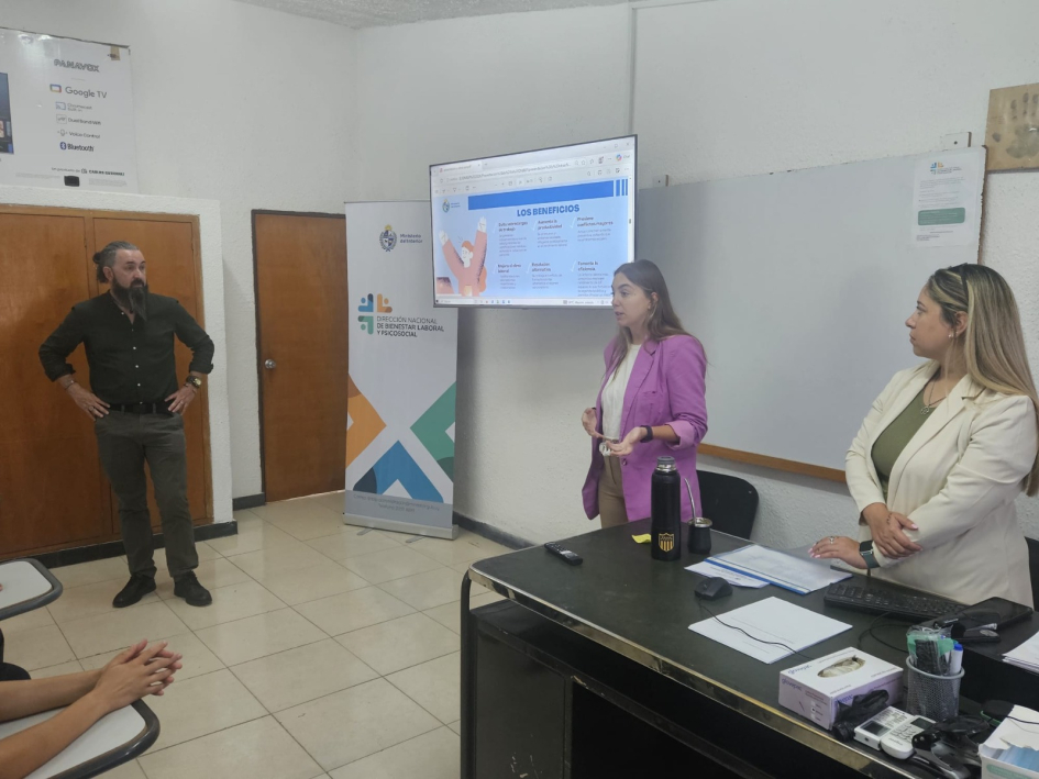 jornada de presentación de sus servicios en la ciudad de Minas