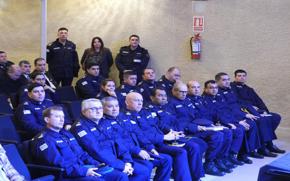 Acto Distinción Acto Distinción