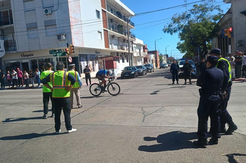 Policía controlando en las 500 Millas del Norte Policía controlando en las 500 Millas del Norte