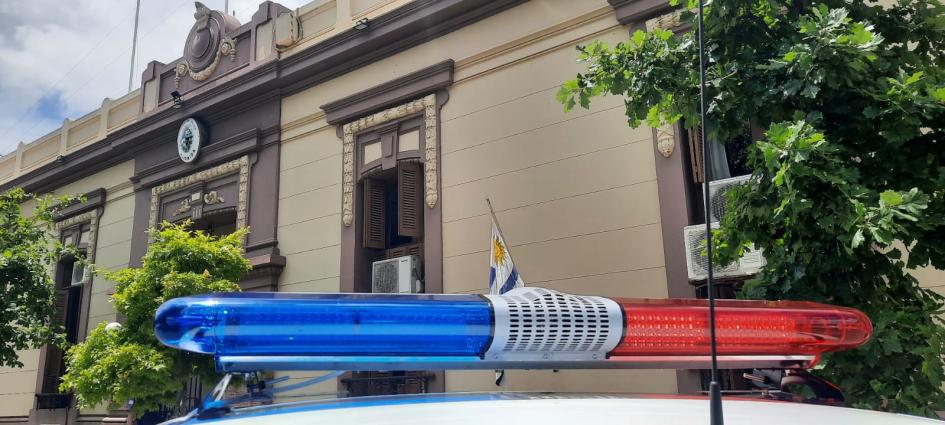Barral de móvil policial