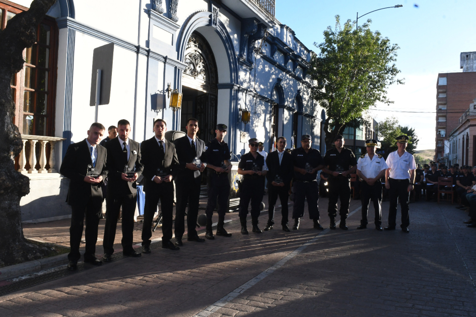Reconocimientos por el 196 aniversario de la Policía Nacional