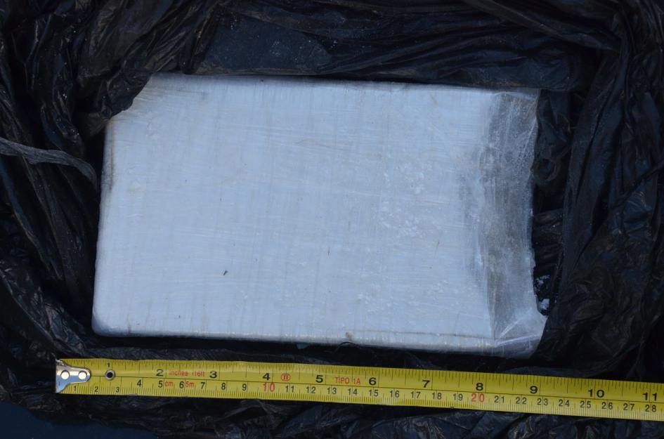 Ladrillo de cocaína incautado. Ladrillo de cocaína incautado.