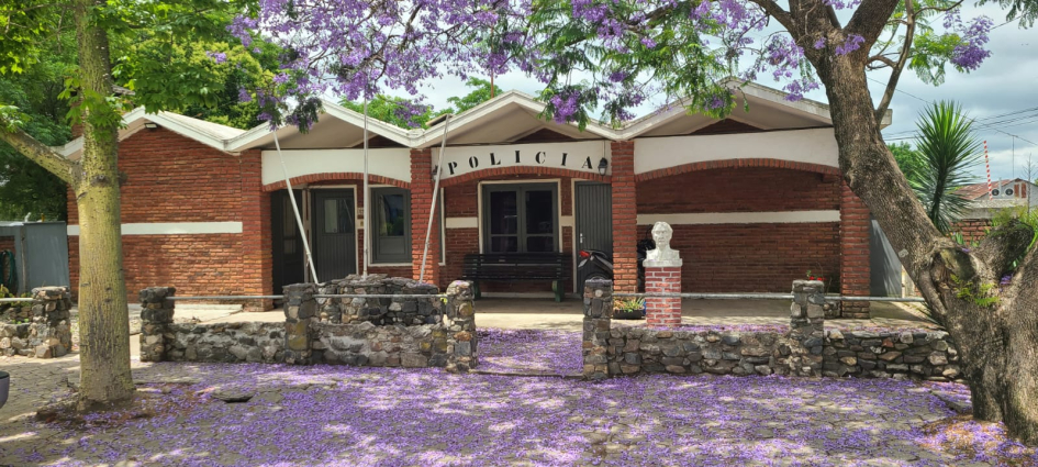 Fachada de seccional decimosexta