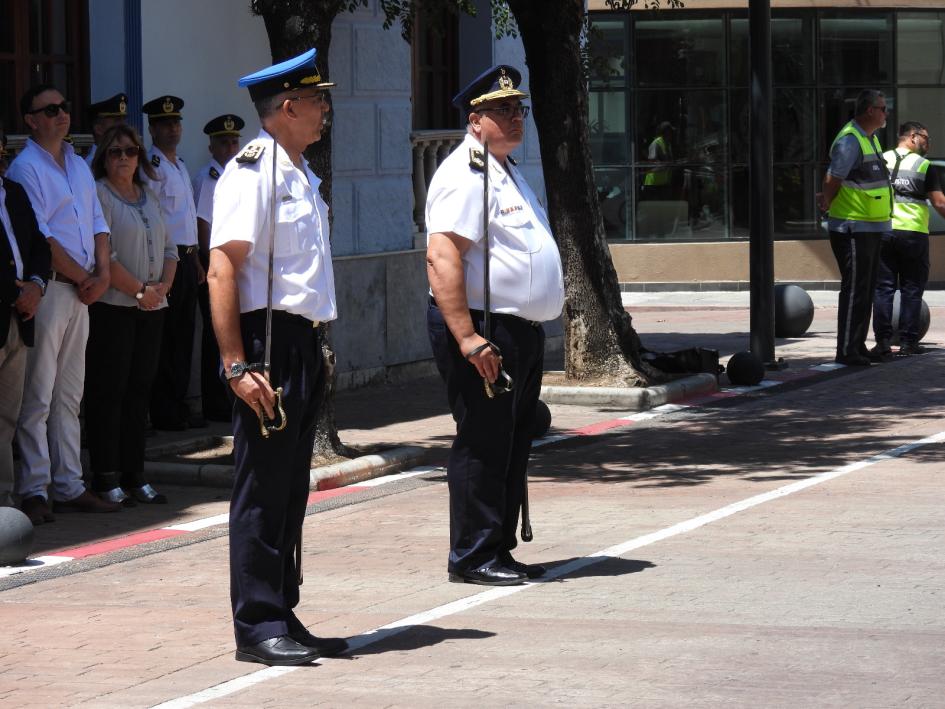 Director de la Policía Nacional y Jefe de frente Director de la Policía Nacional y Jefe de frente