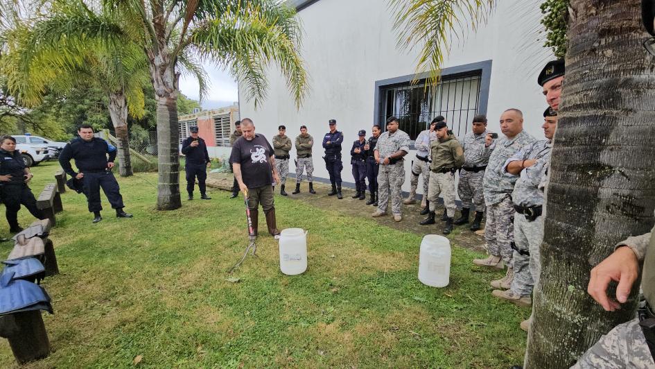 Capacitación en serpientes venenosas