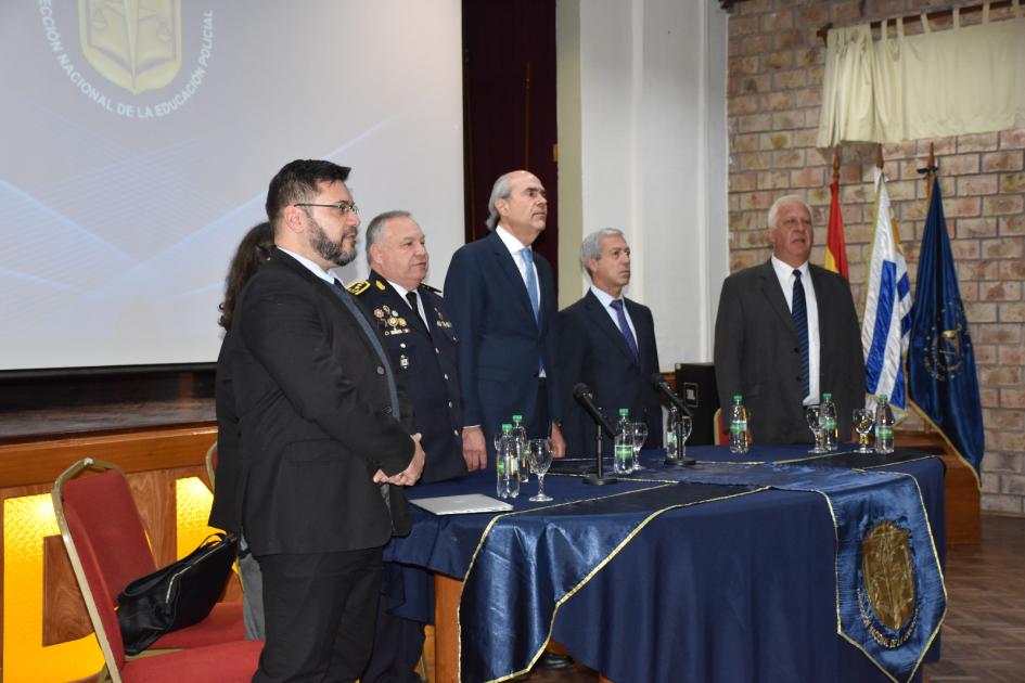 Autoridades del Ministerio del Interior, Judiciales y de España. Autoridades del Ministerio del Interior, Judiciales y de España.