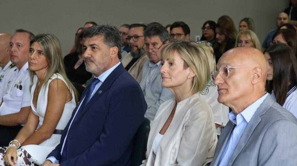 Autoridades en el acto Autoridades en el acto