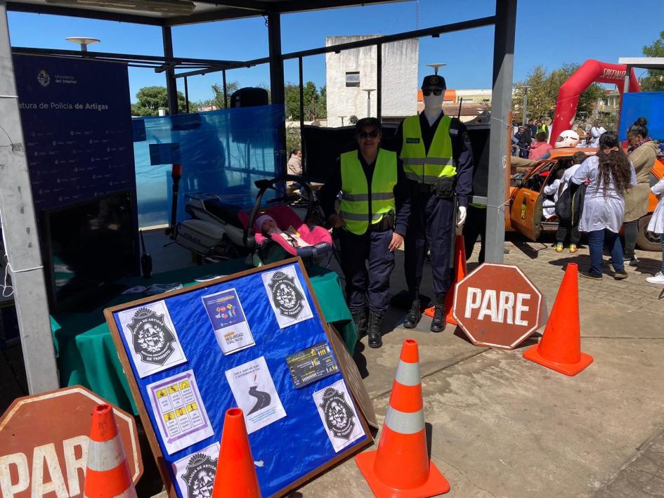 Stand de la Brigada de Transito Policial. Stand de la Brigada de Transito Policial.