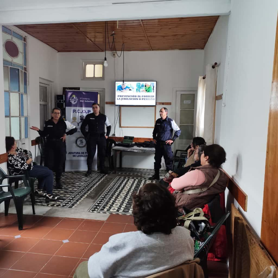 Taller PCOP en centro de adulto mayor