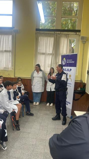 Taller PCOP sobre convivencia ciudadana Taller PCOP sobre convivencia ciudadana