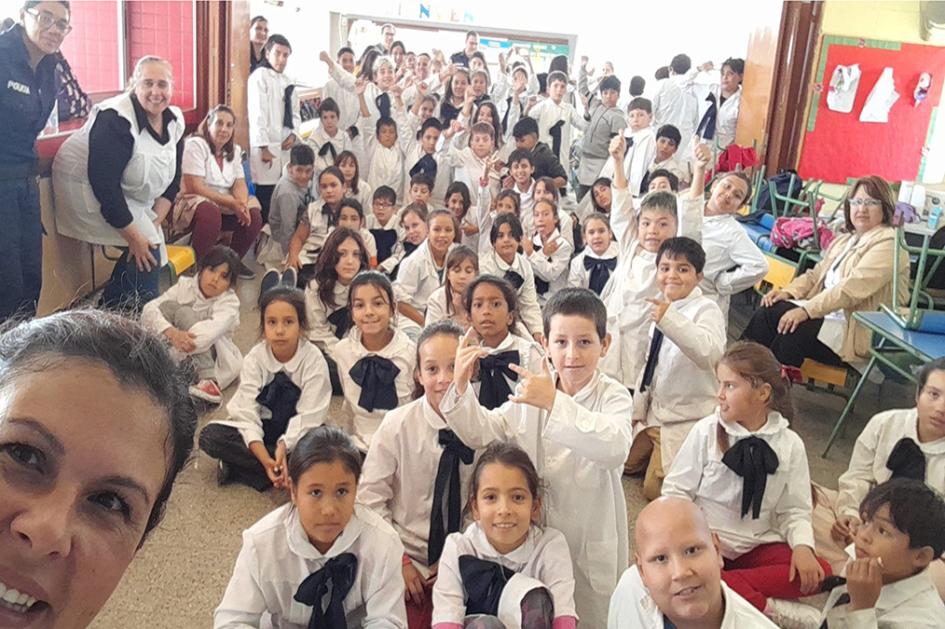 Taller con alumnos de Escuela N°92 Bella Union Taller con alumnos de Escuela N°92 Bella Union