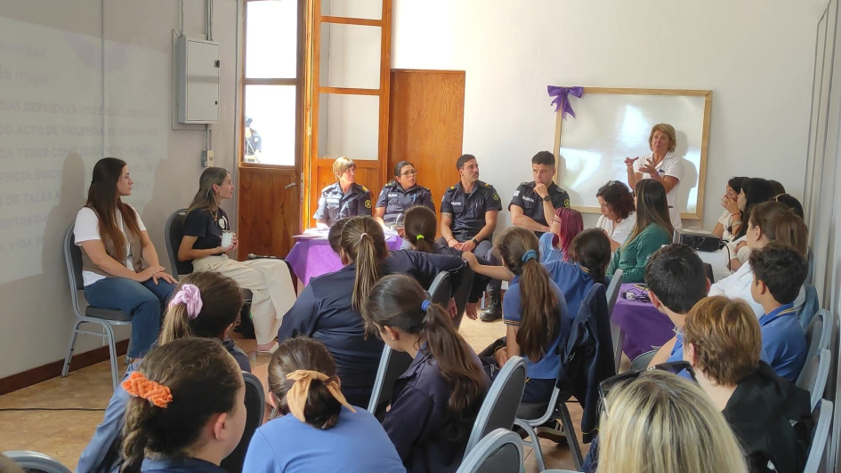 Taller en casa de Wilson Ferreira José Batlle y Ordóñez