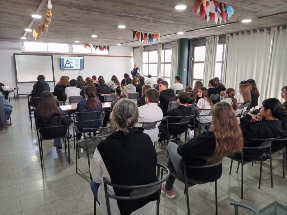 La Policía Comunitaria Desarrolló Proyecto Específico Para Minas En Favor De Adultos Mayores Vulnerables