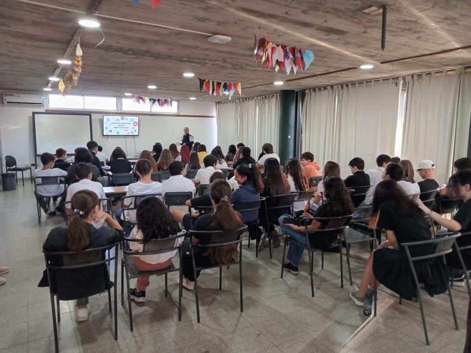 Talleres de Policía comunitaria Talleres de Policía comunitaria