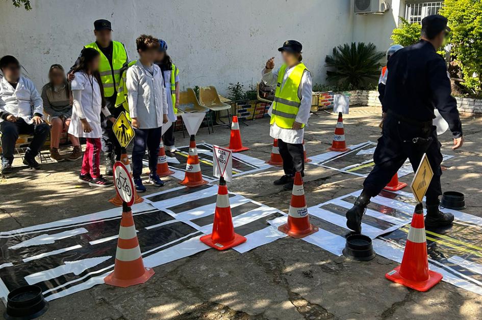 Trabajo de canalización y cruces. Trabajo de canalización y cruces.