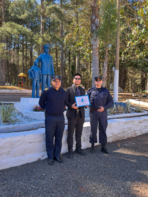 Visita del Consul de Japón a la Jefatura de Policía de Rivera Visita del Consul de Japón a la Jefatura de Policía de Rivera