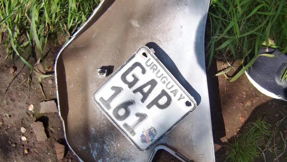 Partes de motocicleta recuperada.