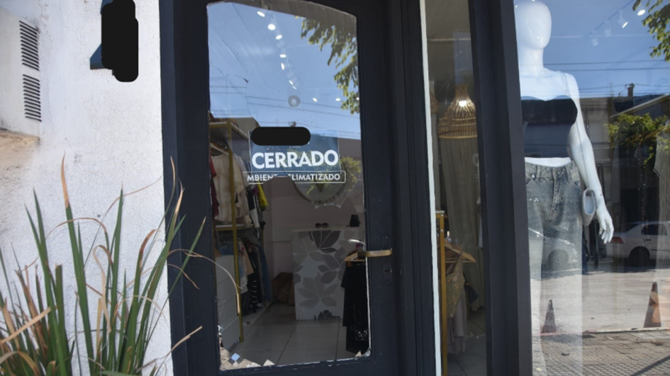 Vidrio roto de un local comercial