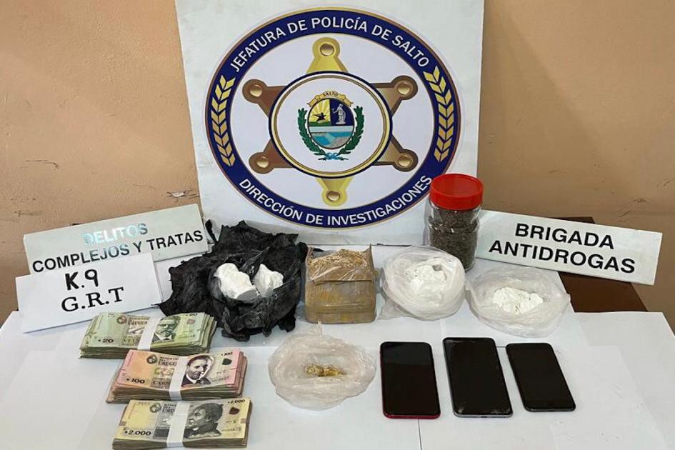 Droga, dinero y celulares incautados