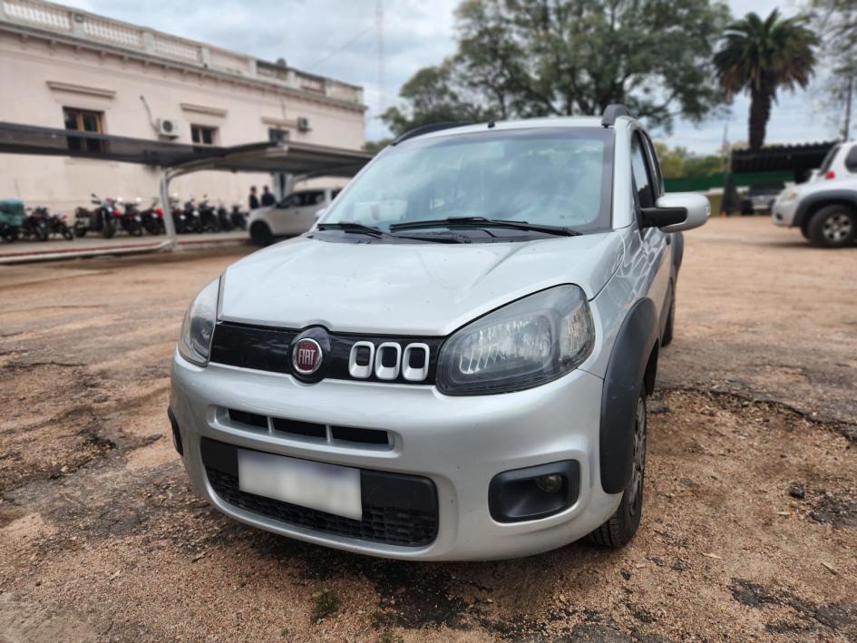 Uno de los autos incautados Uno de los autos incautados