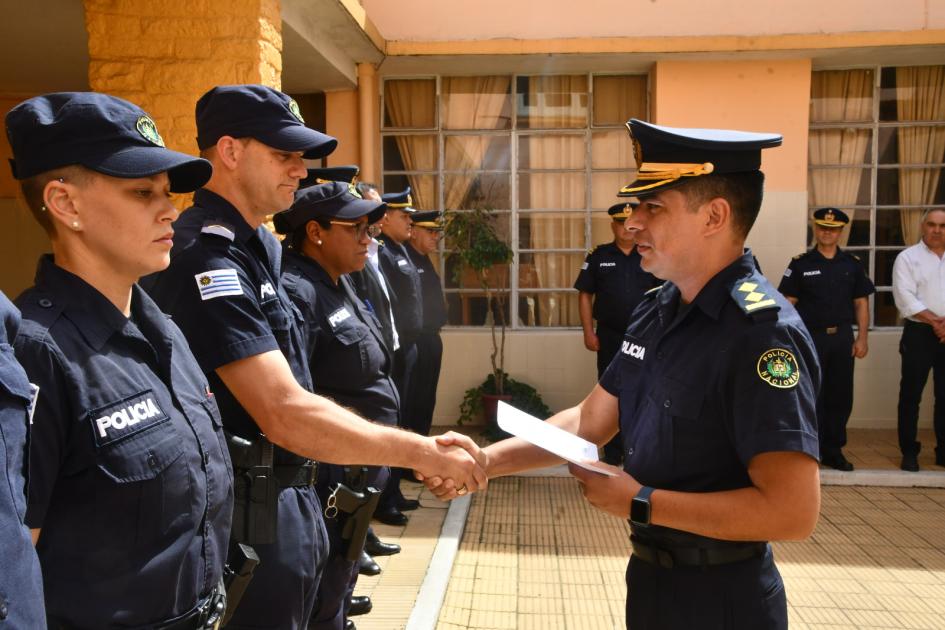 Reconocimiento a policías Reconocimiento a policías