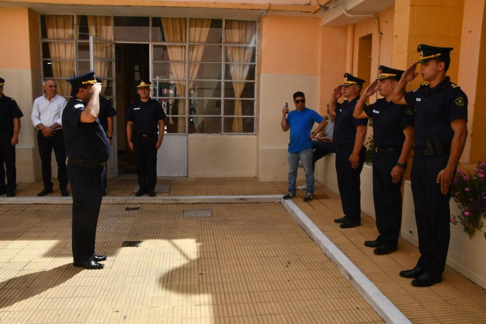 Acto protocolar de relevo de titulares de Unidades Policiales Acto protocolar de relevo de titulares de Unidades Policiales