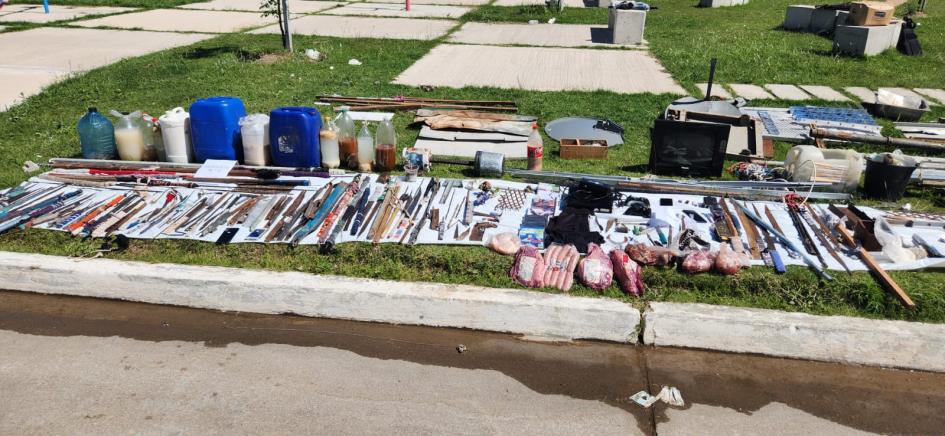 Total de objetos incautados en una de las unidades. Total de objetos incautados en una de las unidades.