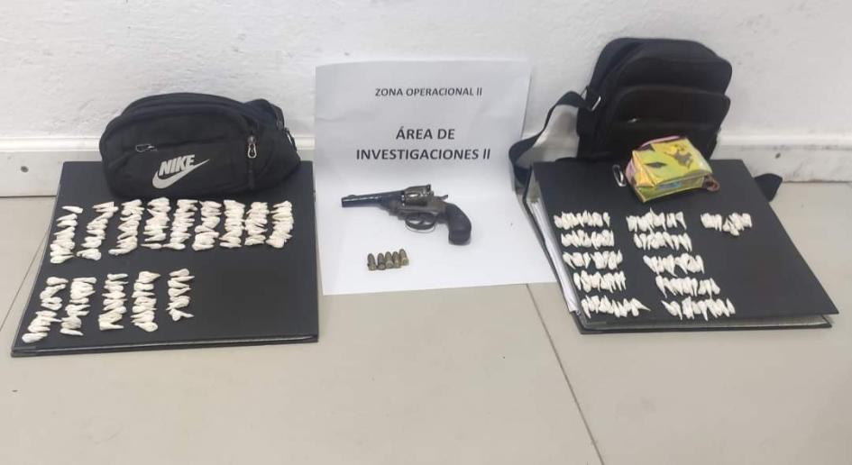 Incautación de estupefacientes y arma de fuego Incautación de estupefacientes y arma de fuego