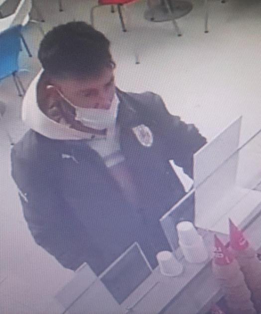 Rapiña en heladería ciudad de Canelones